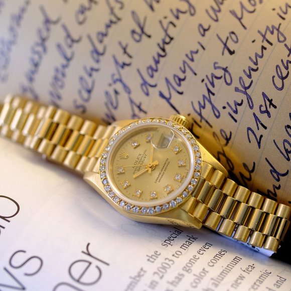 Rolex Datejust 18K Factory Diamond Dial 26mm Watch - Picture 5 of 8